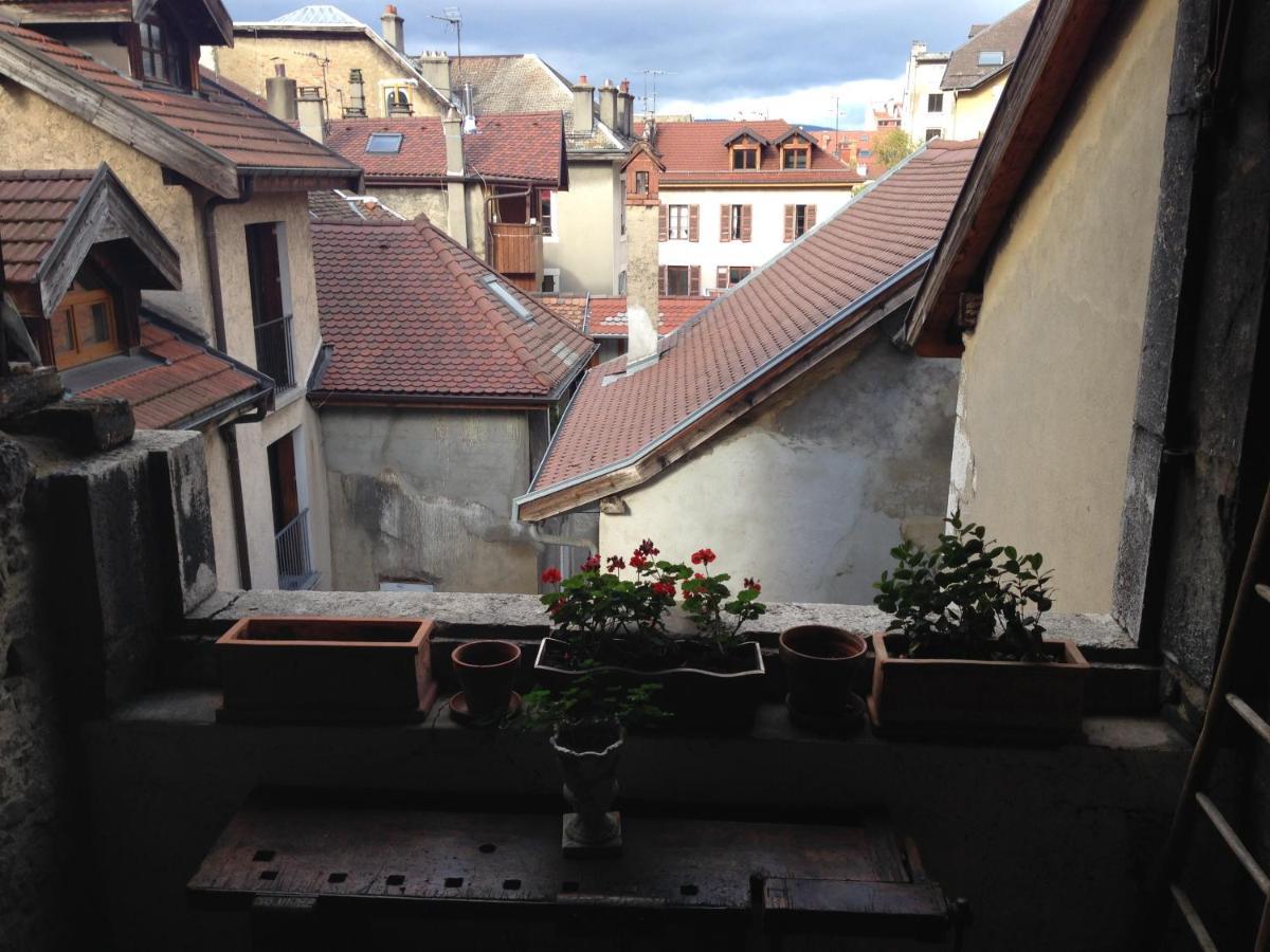 Nid Douillet Acomodação com café da manhã Annecy Exterior foto